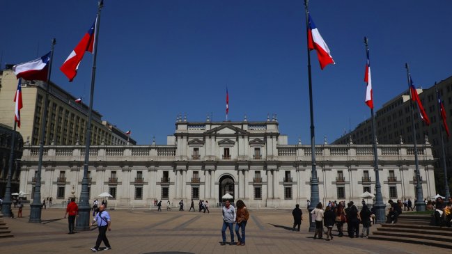 Economista Michelle Labbé: No hay problema en despedir 100 mil funcionarios