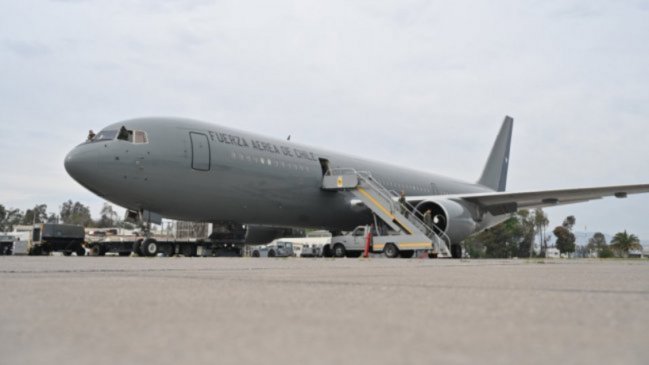 Revocan prisión preventiva a tripulante de cabina vinculada a caso 