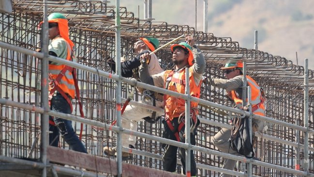 Macrozona Sur: Gobierno busca destrabar proyectos estancados por 40 mil millones de dólares