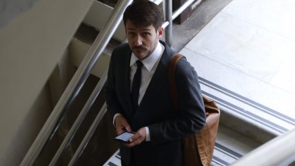   UDI amenaza con acusación constitucional si ministro Pardow sigue en el cargo 