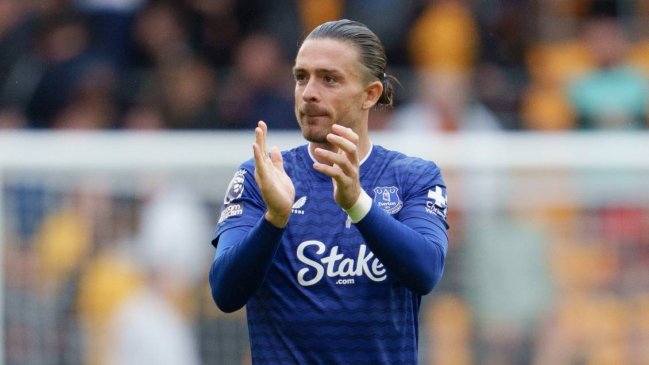 Grealish no jugará ante Manchester City por las normas de préstamos de la Premier