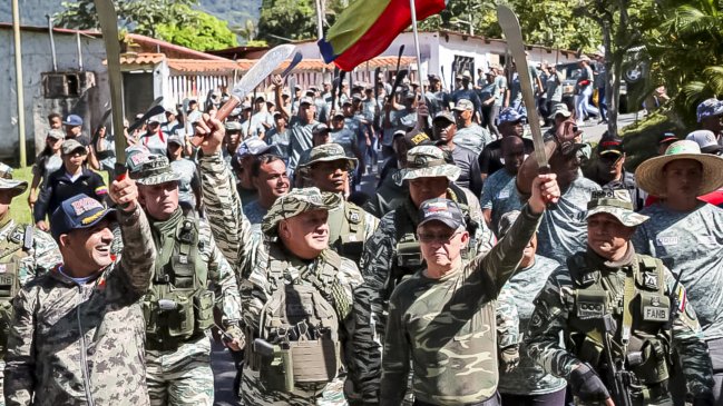 Venezuela activa plan de defensa en cuatro estados ante 