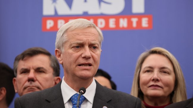 Experto: A Kast le falta mostrarse como presidente de todos los chilenos