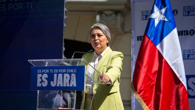 Jara descartó nuevamente suspender su militancia en el PC: 