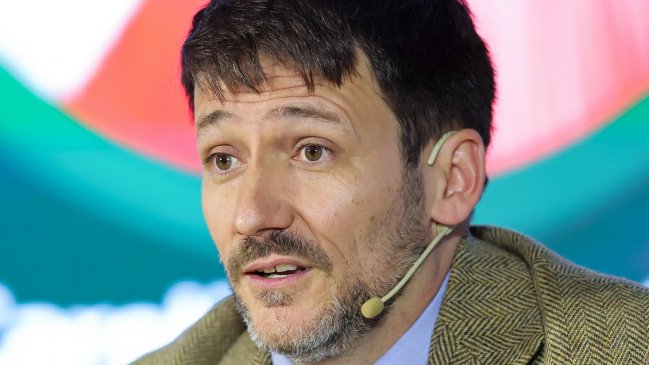 Partido Comunista no se cierra a acusación constitucional contra Pardow