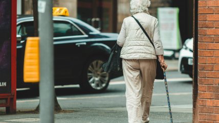   Cuatro mil pasos al día mejoran la salud y reducen el riesgo de muerte en mujeres mayores 