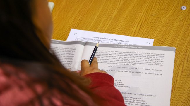 Contraloría detectó irregularidades en Simce 2024 por más de 400 millones de pesos