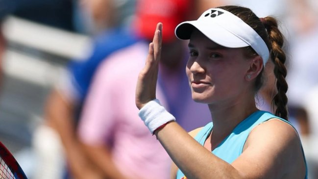 Elena Rybakina se quedó con la última plaza para las Finales de la WTA