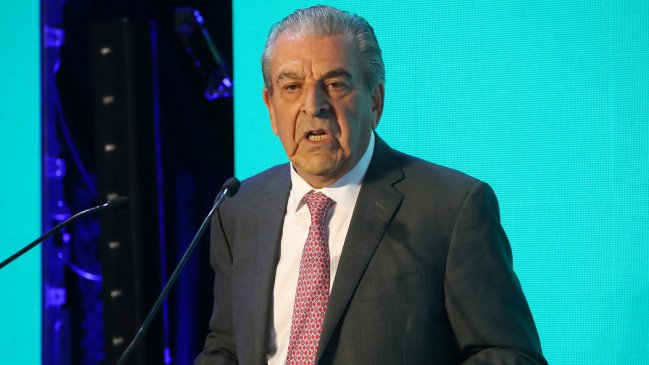 Permisología, crisis política y seguridad: Los desafíos del próximo gobierno, según Frei