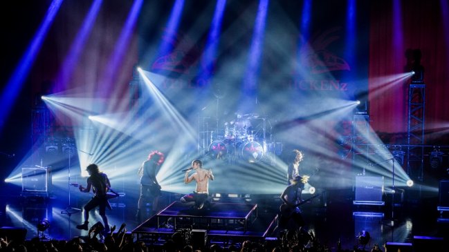 Leyenda japonesa: GACKT debutará en Chile con su banda YELLOW FRIED CHICKENz