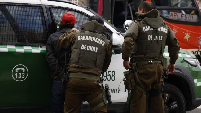 Detienen en Santiago a dos sujetos que secuestraron a extranjero en Talca