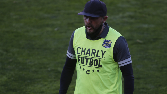 Everton contrató a Javier Torrente para salvarse del descenso en la Liga de Primera