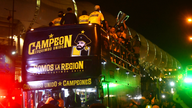 [VIDEOS] Coquimbo Unido celebró por las calles de la ciudad su histórico título