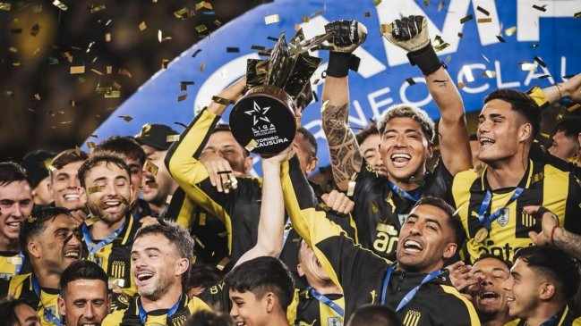 Brayan Cortés gritó campeón junto a Peñarol en la liga uruguaya