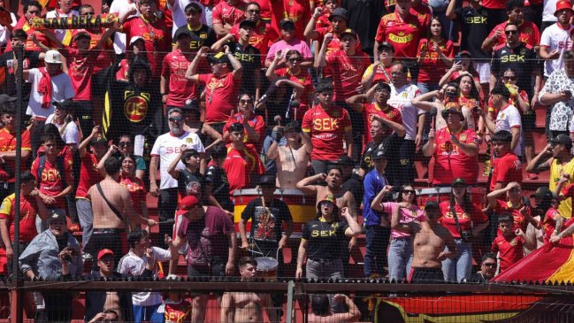 Barra de Unión Española rechazó venta de entradas a hinchas de Colo Colo