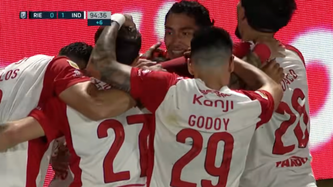 [VIDEO] Cabral brindó una asistencia para el agónico triunfo de Independiente sobre Riestra