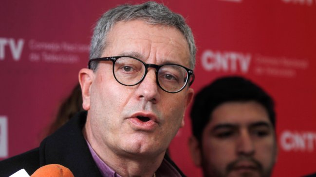 Isidro Solís: Fontaine está tratando de esconder el zarpazo de su mano peluda