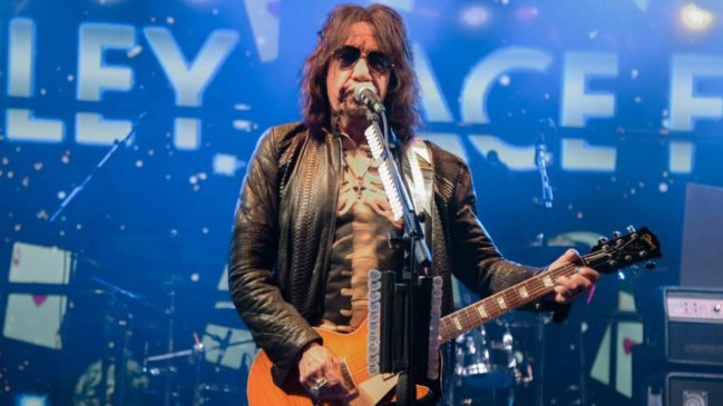 Revelan la causa de muerte de Ace Frehley, exguitarrista de Kiss
