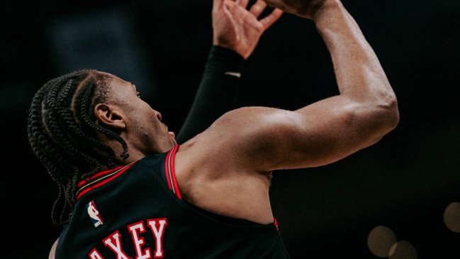 NBA: Tyrese Maxey firmó un récord personal con 54 puntos en una brillante noche