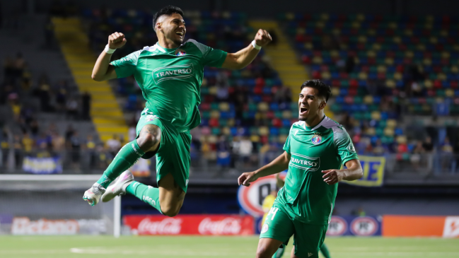 Audax Italiano doblegó a un complicado Everton y se consolidó en puestos de Copa Sudamericana