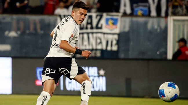 [VIDEO] Felipe Méndez también anotó un golazo para Colo Colo ante La Calera