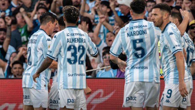 Racing eliminó con épica a River Plate y se instaló en cuartos en el Clausura de Argentina