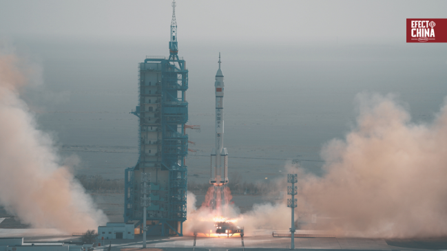 La Shenzhou-22 se acopla a estación espacial china en una misión inédita sin tripulación