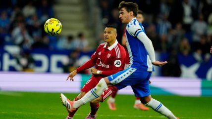   Alexis no convenció a la prensa española en su regreso a las canchas con Sevilla 