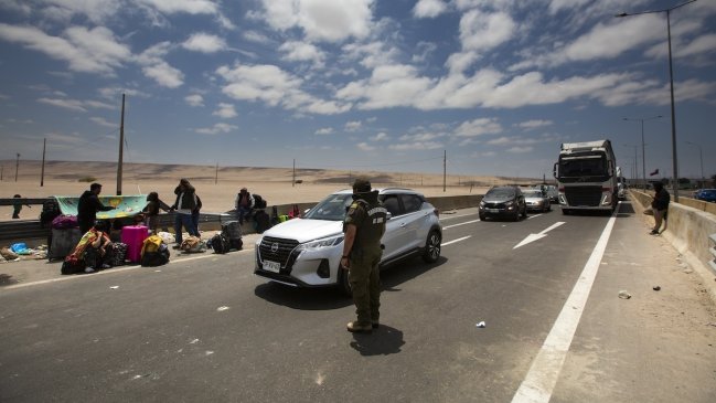 Estado de emergencia en Perú complica salida de migrantes en frontera norte