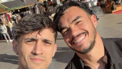   Gabriel Suazo se reencontró con Pablo Solari en Sevilla 