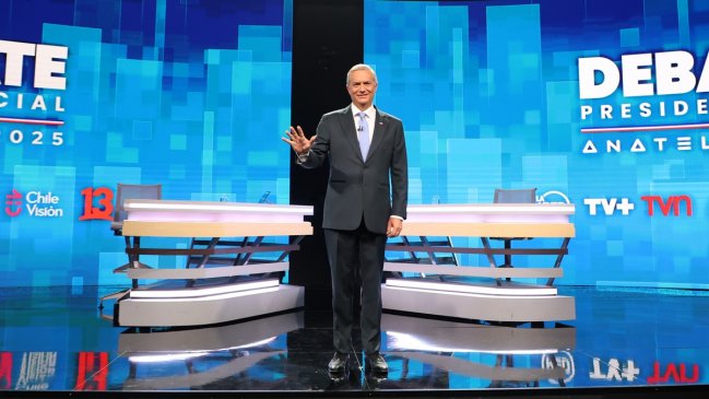 Kast en debate Anatel: “No vamos a tocar las 40 horas”
