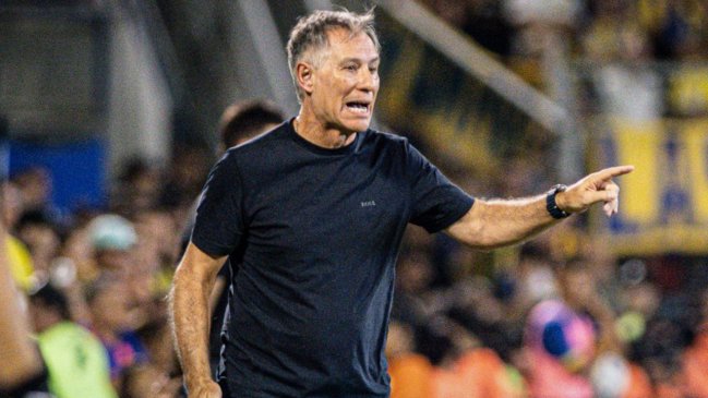 Ariel Holan dejó de ser director técnico de Rosario Central