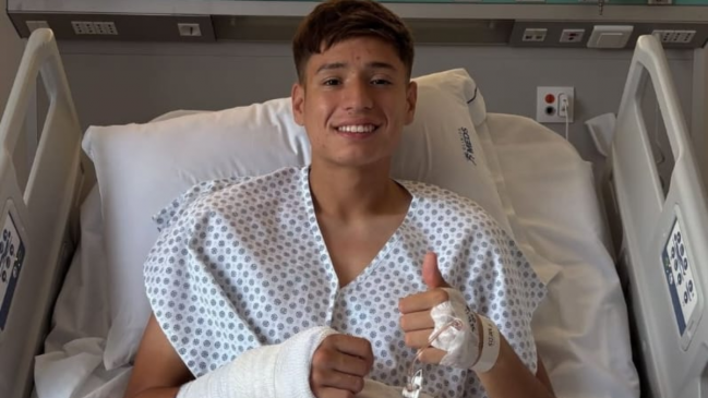 Iván Román fue operado por fractura de muñeca que arrastraba desde octubre