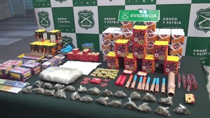 Lo Espejo: Cinco detenidos con arsenal de fuegos artificiales ilegales