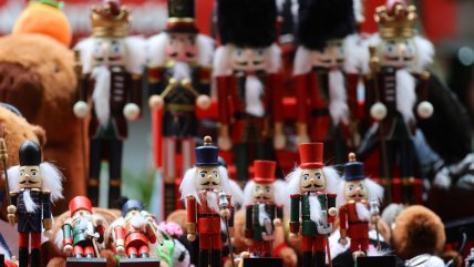   Navidad en Chile: Gasto del hogar sube 32% y presupuesto en regalos promedia 124 mil pesos 