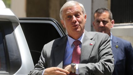 Kast responde a advertencia de Maduro: "Me tiene sin importancia, es un narcodictador"