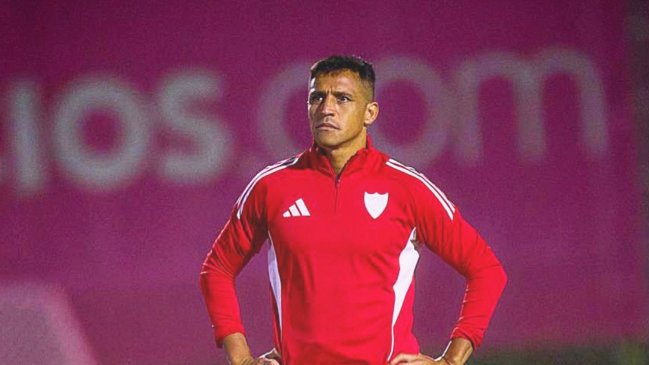 Prensa española criticó a Alexis tras eliminación de Sevilla: 