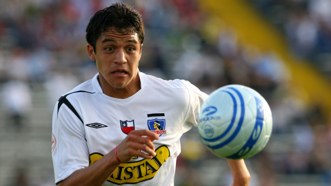 [VIDEO] Colo Colo saludó al cumpleañero Alexis Sánchez recordando un golazo a la U