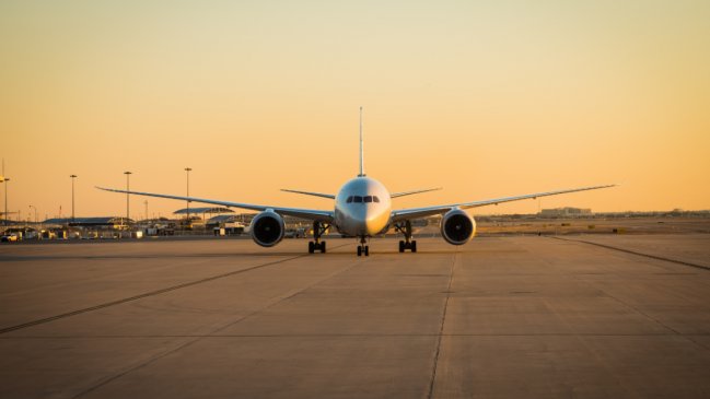 Acusan a familia de intentar embarcar a anciana fallecida en un avión en España