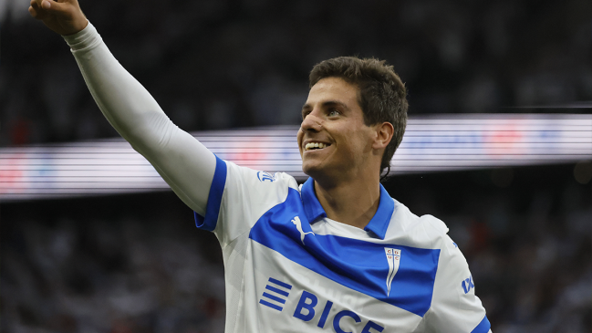 Universidad Católica aseguró la renovación de Clemente Montes por dos temporadas