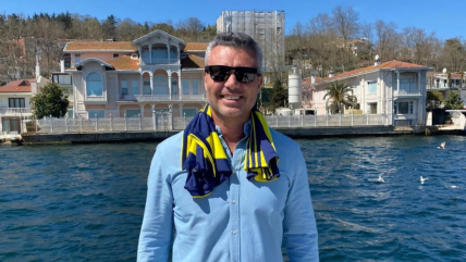   El presidente del Fenerbahce quedó en libertad provisional por caso relacionado con drogas 