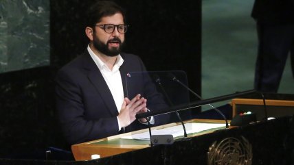 Roberto Ampuero: El rol internacional del Presidente Boric ha sido nefasto