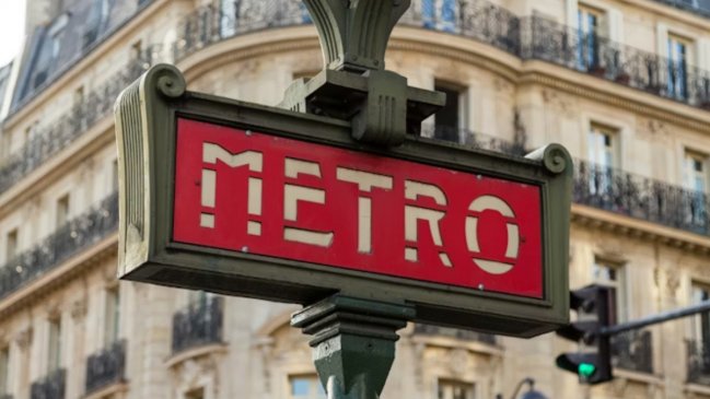 Ataque en el Metro de París: Detienen a hombre que acuchilló a tres mujeres