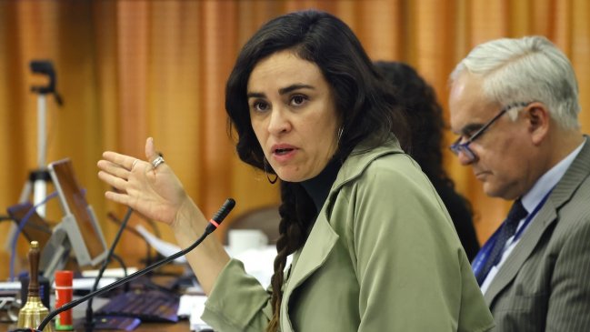 Diputada FA responde a la UDI por el 