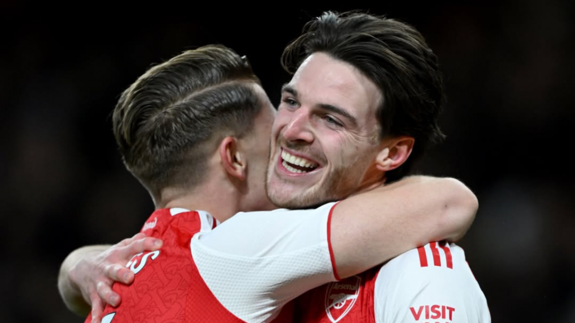   Arsenal venció a Brighton y se mantuvo como líder de la Premier League 