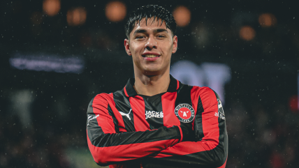   Medio eligió a Darío Osorio como el mejor puntero derecho de la liga danesa 