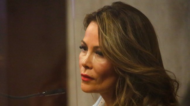 Fiscalía acusó a Cathy Barriga por cuatro delitos y pide más de 23 años de cárcel