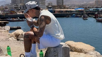 Con ceviche y bebida junto al mar: El sencillo fin de año del 