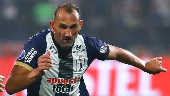 Hernán Barcos sigue vigente y fichó en equipo recién ascendido