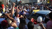 Venezolanos celebraron caída de Maduro en Estación Central
